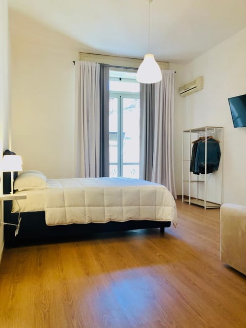 Bed, Decorative detail, Bedroom