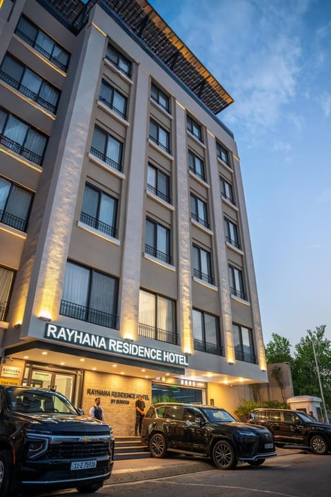 Property building, Parking