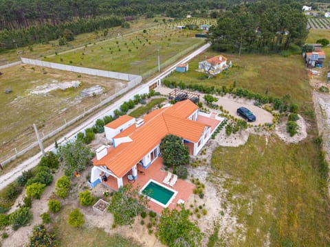 Property building, Neighbourhood, Bird's eye view, Pool view