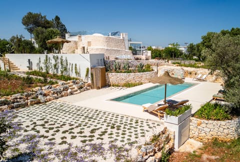 Balcony/Terrace, Swimming pool
