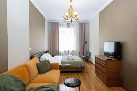 Bed, TV and multimedia, Living room, Bedroom, City view, storage