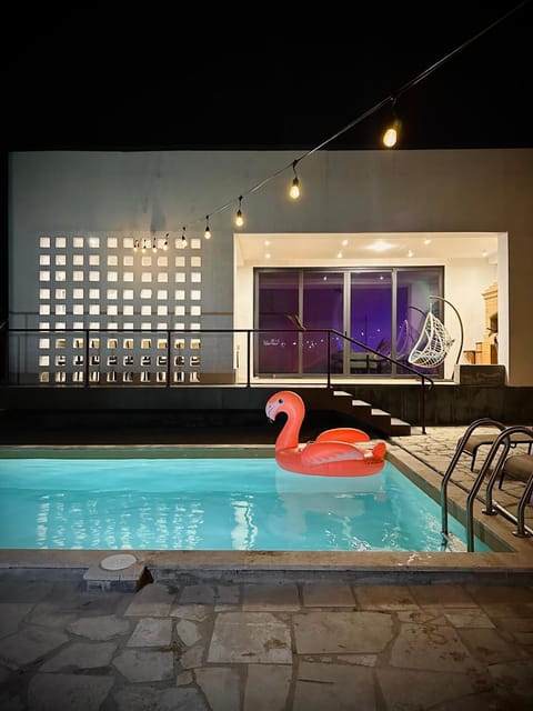 Night, Pool view, Swimming pool, Swimming pool, sunbed