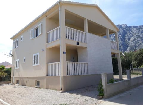 Property building, Mountain view
