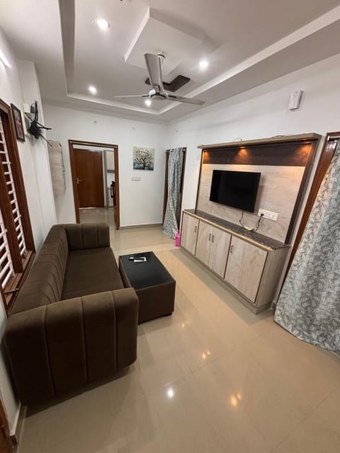 Living room, Business facilities