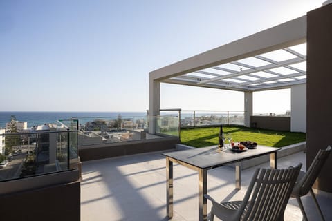 Day, Garden, View (from property/room), Balcony/Terrace, Dining area, Sea view