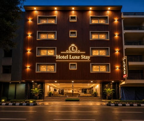 Property building, Street view