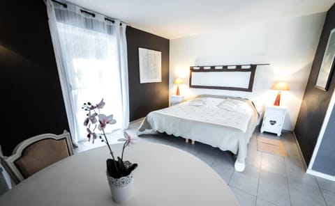 Property building, Bedroom