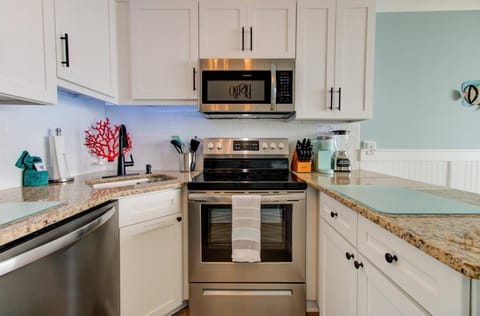 dishwasher, oven, stove, toaster, kitchen