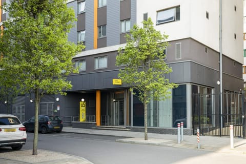 Property building, Location