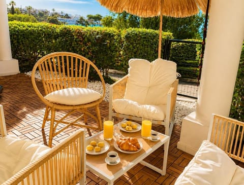 Patio, Garden, View (from property/room), Balcony/Terrace, Dining area, Garden view
