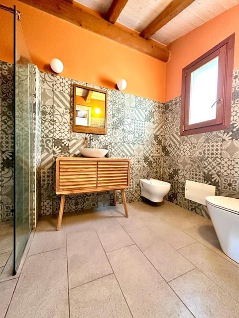 Shower, Toilet, Bathroom, bidet