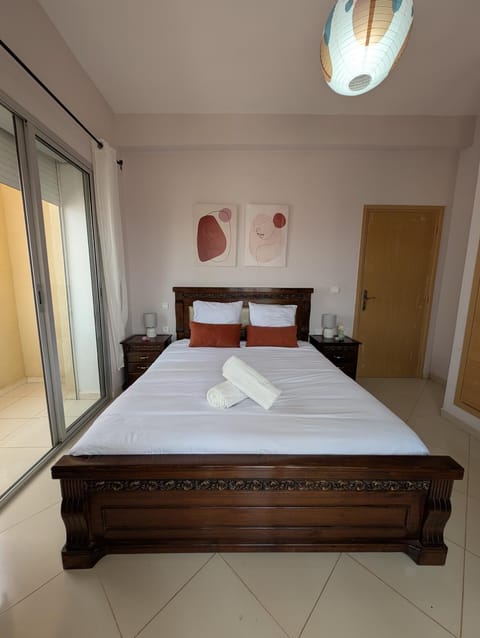 Bed, Photo of the whole room, Bedroom, towels, wardrobe
