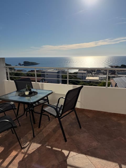 View (from property/room), Balcony/Terrace, Sea view