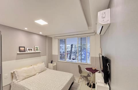 Bed, TV and multimedia, View (from property/room), air conditioner