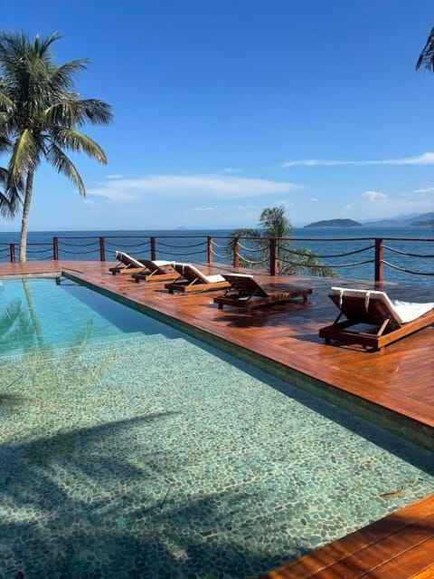 Day, Natural landscape, View (from property/room), Pool view, Sea view, Swimming pool, sunbed