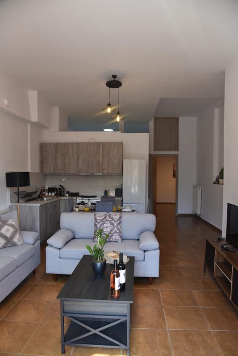 Seating area, kitchen