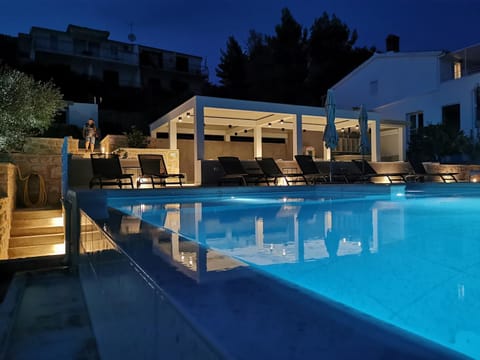 Pool view, Swimming pool, Swimming pool