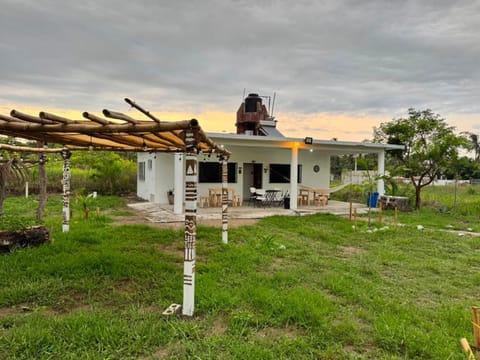 Property building, Day