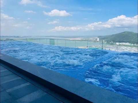 Nearby landmark, Day, Natural landscape, Mountain view, Pool view, Swimming pool, Swimming pool