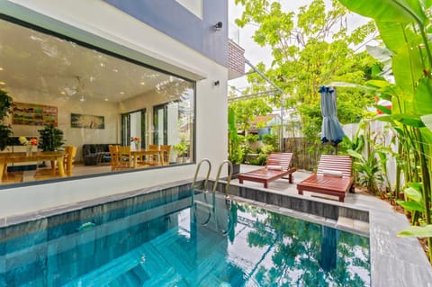 Garden, Swimming pool