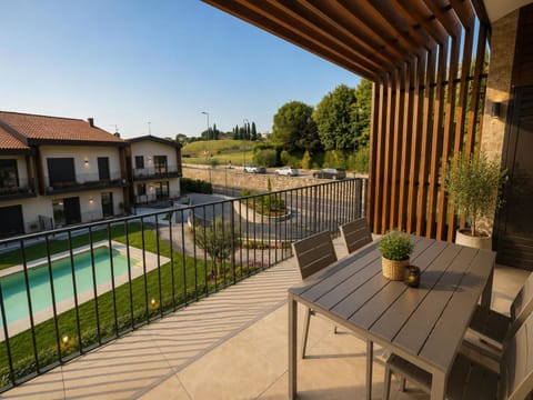 Balcony/Terrace, Swimming pool