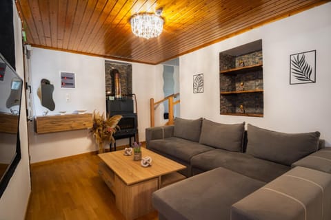 TV and multimedia, Living room, Photo of the whole room