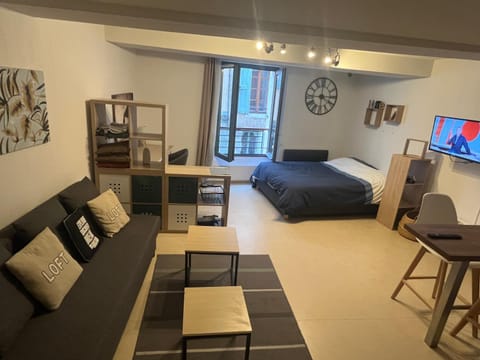 Living room, Bedroom