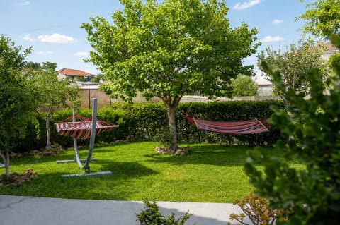 Garden, Garden view