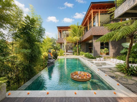 Property building, Garden view, Pool view
