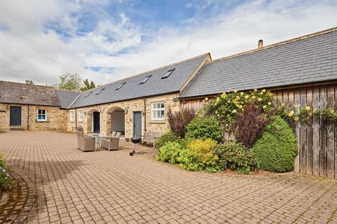 Property building, Garden view
