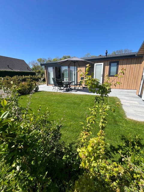 Property building, Garden, Garden