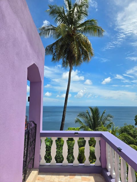 Natural landscape, Balcony/Terrace, Seating area, Sea view