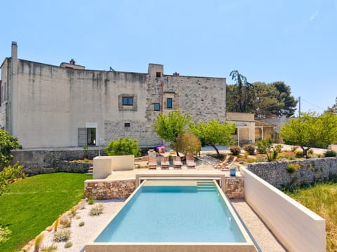 Property building, Pool view, Swimming pool