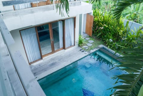 Property building, Pool view, Swimming pool