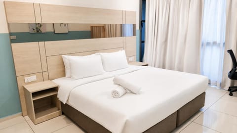 Bed, Photo of the whole room, Bedroom, towels, wardrobe