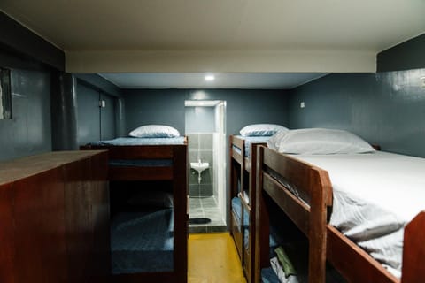 Bed, Bedroom, bunk bed