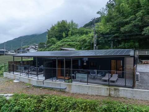 Property building, Day, Natural landscape, Mountain view