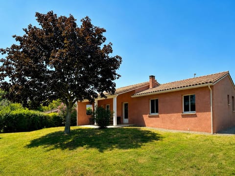 Property building, Patio, Garden, Garden view
