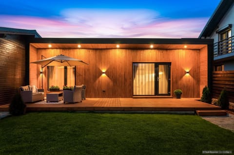 Property building, Patio, Garden, Garden view