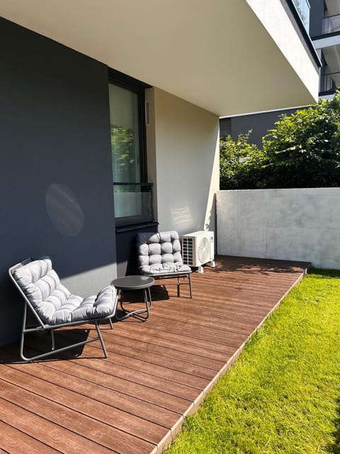 Garden, Balcony/Terrace