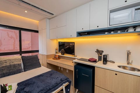 Bed, Living room