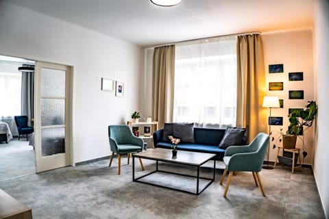 Living room, Seating area, Dining area