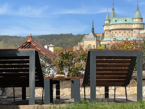 Nearby landmark, Garden, On site, City view, Area and facilities