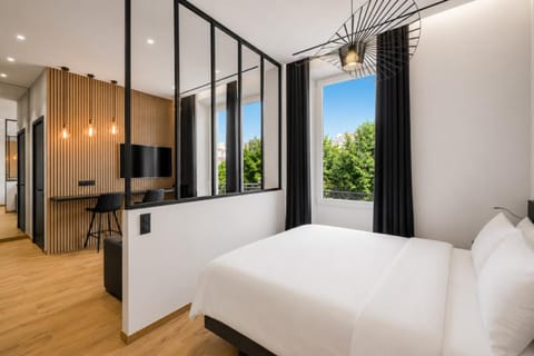 Bed, TV and multimedia, Photo of the whole room, Bedroom, air conditioner