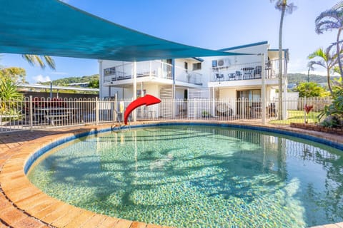 Property building, Swimming pool