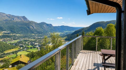 Patio, Natural landscape, View (from property/room), Balcony/Terrace, Mountain view
