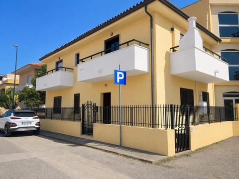 Property building, Parking