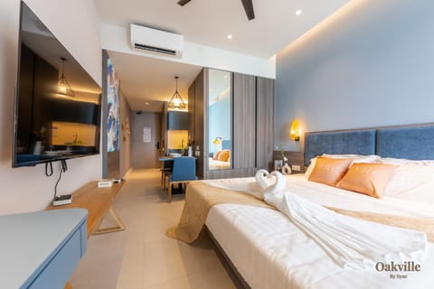 Photo of the whole room, Bedroom