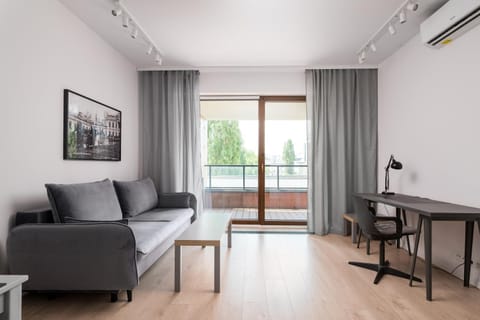 Living room, Seating area, Dining area, air conditioner