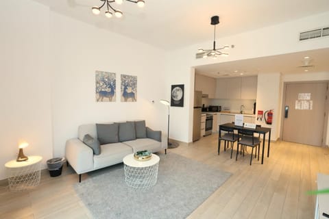 Kitchen or kitchenette, Living room, Dining area, air conditioner